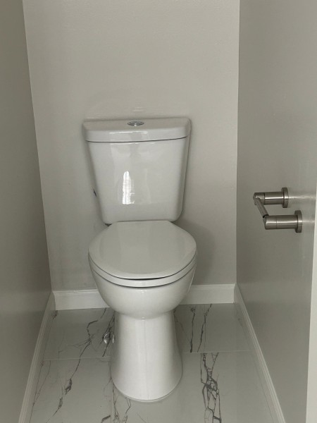 Toilet Plumbing Repair in Vero Beach, FL (1)